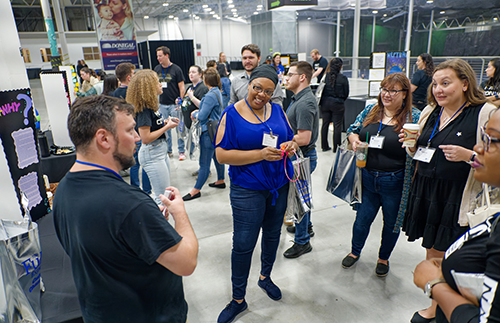 a group of Savannah Horizon Bank employees at a volunteer event